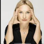 Tanja Ribič spet pritegnila pozornost, razlog pa je dogodek na njenem vrtu
