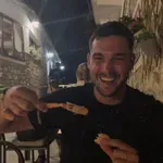 Fotografija razkriva, kakšna je v resnici zveza Kaje Casar in Karla Godca