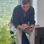Borut Pahor se je znašel v težavah! Rešitve pa kar ni na vidiku