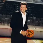 Srbska pevka, zaradi katere naj bi se Luka Dončić razšel z Anamario, prihaja v Slovenijo