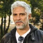 Sebastian Cavazza ujet z lepo hrvaško zvezdnico