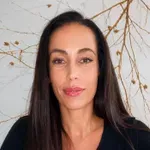 Tina Gaber pokazala intimen trenutek z Robertom Golobom. Dolgo ju nismo videli takole