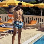 Challe Salle ima novo, ki jo je že pokazal javnosti. Njegova žena je …