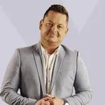 Luka Jezeršek javno išče pomoč