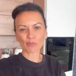 Nina Osenar se je javila umazana in neurejena. Kaj se spet dogaja