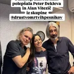 Jana Morelj v objemu slovenskega pevca, ki ga dolgo nismo videli