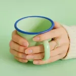 Vroča voda krepi um in telo, a kaj, kot tega ne priznamo