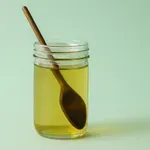 Prednosti, ki jih prinaša medena voda