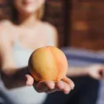 Kako z breskvami v 4 dneh izgubiti 5 kilogramov