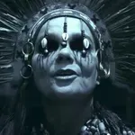 U okviru izložbe Bjork predstavlja pjesmu sa novog albuma