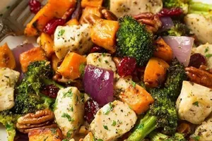 Ukusna i zdrava: Salata s piletinom i pečenim povrćem