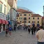 U Kotoru odmara blizu 10,5 hiljada gostiju