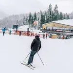 Niste skijaš, a želite da postanete? Evo šta vam zaista treba – i...