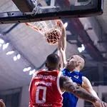 Dvoboj u polupraznoj „Morači”: Budućnost zna recept za prvo finale...