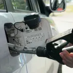Od ponoći nove cijene goriva: Benzin skuplji, dizel jeftiniji