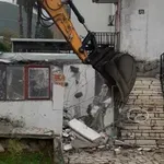 Budva: Komunalna inspekcija porušila divlji objekat