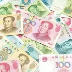 Kako Kina potiskuje dolar