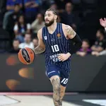 Efes u posljednjoj sekundi srušio Barsu, PAO ludom serijom...