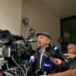 Knežević sa Asanovićem ušao u zgradu Glavnog grada: "Idemo da...