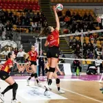 Nikoleta raspucana, Saška nezaustavljiva, pobjede Mine Dragović i...