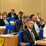 Pojas za spasavanje od vanrednih izbora? Šta ako podgorički...