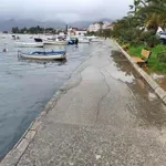 U Tivtu poplavljeni najniži djelovi obale, otežan trajektni...