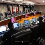 Četiri koraka naprijed pa četiri koraka nazad