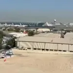 Video: Trenutak kada dron udara blizu terminala na Međunarodnom...