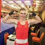 Miloš u borbi za zlato, Bojani bronza u težoj kategoriji