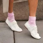 Zaboravite robusno: Satenske patike - neodoljivi spoj udobnosti i...