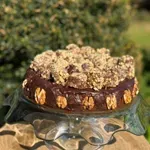 Čokoladna torta sa šljivama i rakijom: bogat desert za posebne...