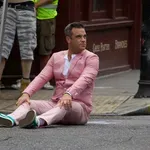 Robi Vilijams uzvraća udarac