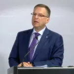 Austrija: Šef kluba poslanika vladajuće partije podnio ostavku...