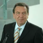 Ministri država članica EU odbacili Putinovu ideju o ulozi Šredera...