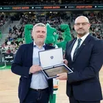 Mitrović primio nagradu za najboljeg trenera u ABA ligi, pa srušio...