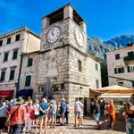 Krize, vize i cijene ugrožavaju turističku sezonu