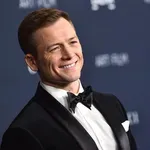 Taron Edžerton zaslužan za povratak pjesme "Go" na top listama