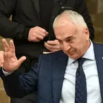 Đurović: Trobojka uskoro ispred Skupštine