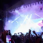 Elektronska muzika sve popularnija u SAD-u, pop i dalje vlada...