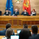 Ponovo usvojene izmjene Zakona o statusu potomaka dinastije...