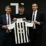 Juventus predstavio Alajbegovića