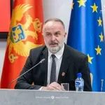 Direktorska funkcija može bez oglasa, ugovor ne može