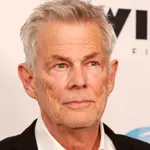 David Foster demantovao da je ignorisao Harija i Megan