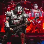 Džin Simons prije KISS-a radio različite poslove
