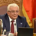 Tri „ruke” do apsolutne većine za pad Mandića: Nastavlja da raste...