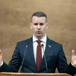 Bježi od nevolja, trči ka izborima: Šta je pozadina Spajićeve...
