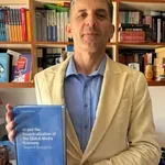 Vještačka inteligencija i medijska moć: Nova knjiga Zvezdana...