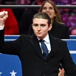 Barrona Trumpa pošilja v vojno