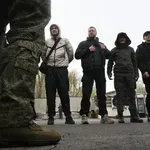 Šokantne prakse rekrutiranja: Študente izključujejo, da jih pošljejo v vojsko