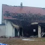 Sodniku požgali dom in grozili: Gorele bodo vse bosanske hiše v občini!